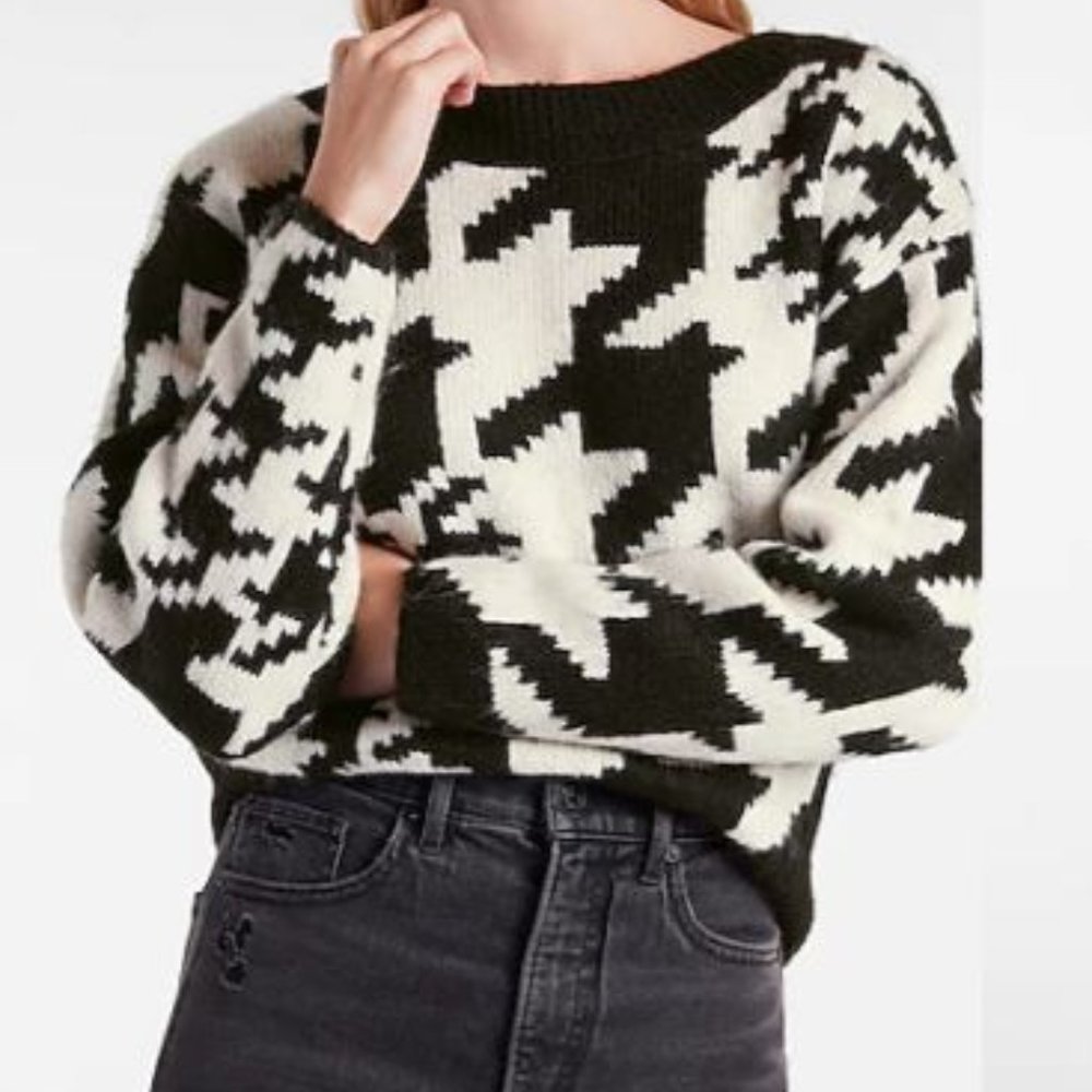 Cozy Houndstooth Dolman Sleeve Sweater